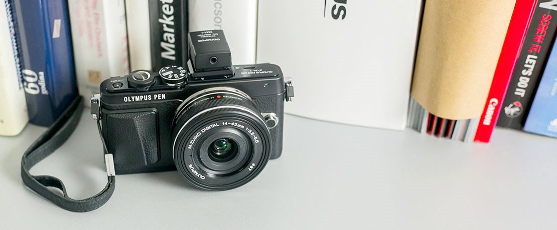 Maleni retro fotoaparat: Olympus PEN E-PL7 recenzija